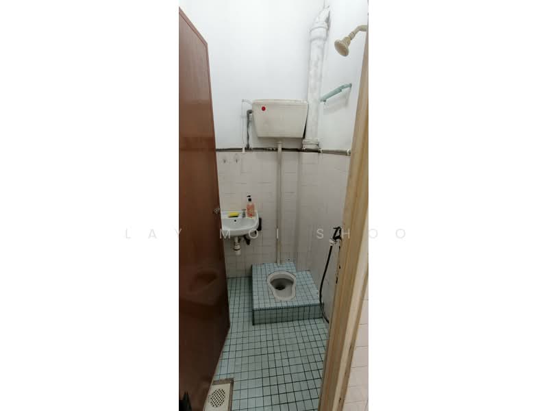 2-storey Terraced House for Rent in Gombak (Selangor) - Lay Moi Shoo - Bathroom - PropertyGuru.com.my
