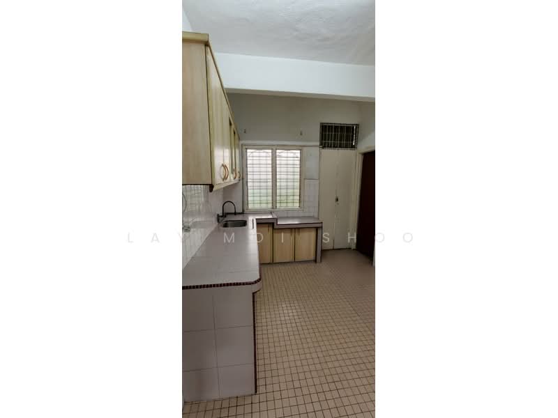 2-storey Terraced House for Rent in Gombak (Selangor) - Lay Moi Shoo - Kitchen - PropertyGuru.com.my