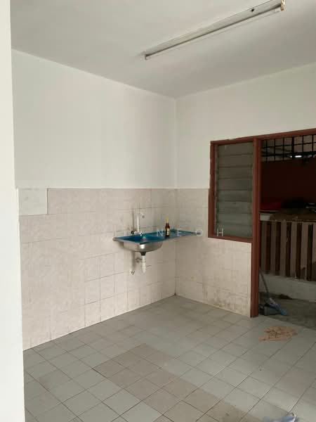 Service Residence for Sale at Serviced Residence @ Pelangi Damansara Sentral - KAT NEOH - Kitchen - PropertyGuru.com.my
