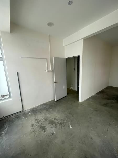 Kedai / Pejabat untuk Disewa di Taman Austin Heights (Tebrau) - Max Kan - Interior - PropertyGuru.com.my
