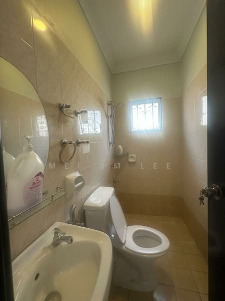 Semi-Detached House for Sale in Damai Kasih (Cheras) - Mei SM Lee - Damai Kasih, Cheras Bathroom - PropertyGuru.com.my