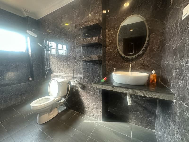 Semi-Detached House for Sale in Damai Kasih (Cheras) - Mei SM Lee - Damai Kasih, Cheras Bathroom - PropertyGuru.com.my