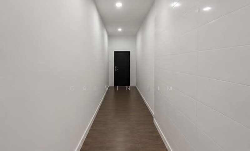 Shop for Rent in Bandar Botanic (Klang) - Calvin Lim - Corridor - PropertyGuru.com.my