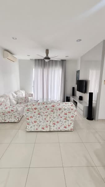 Service Residence for Rent at Skysuites @ Meldrum Hills - Celest Tan - PropertyGuru.com.my