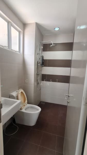 Service Residence for Rent at Skysuites @ Meldrum Hills - Celest Tan - PropertyGuru.com.my