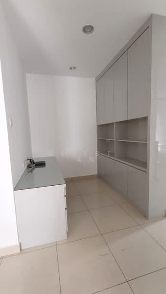 Service Residence for Rent at Skysuites @ Meldrum Hills - Celest Tan - PropertyGuru.com.my