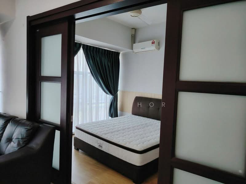 Condominium for Rent at Amberside @ Country Garden Danga Bay - Jerry Hor - Bedroom - PropertyGuru.com.my