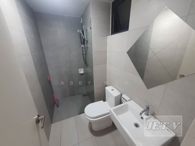 Service Residence for Rent at Gravit8, Klang - Abby Woo - PropertyGuru.com.my
