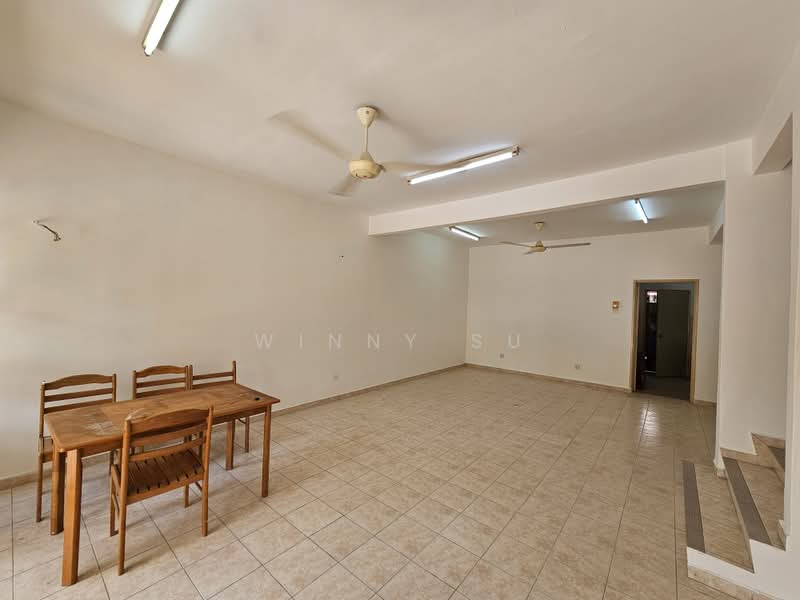 2-storey Terraced House for Rent in Bukit Jelutong (Shah Alam) - Winny Su - Dining Room - PropertyGuru.com.my