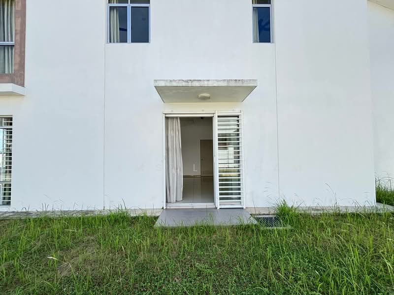 2-storey Terraced House for Sale in Shah Alam (Selangor) - Syamsul Ilham - Exterior - PropertyGuru.com.my