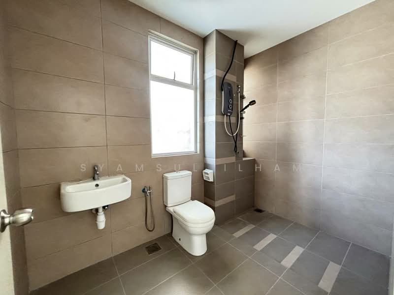 2-storey Terraced House for Sale in Shah Alam (Selangor) - Syamsul Ilham - Bathroom - PropertyGuru.com.my