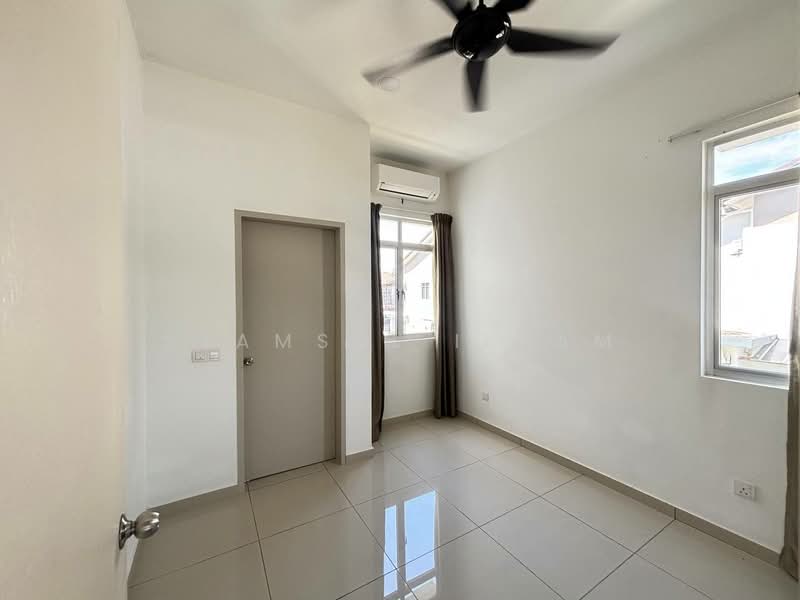 2-storey Terraced House for Sale in Shah Alam (Selangor) - Syamsul Ilham - Interior - PropertyGuru.com.my