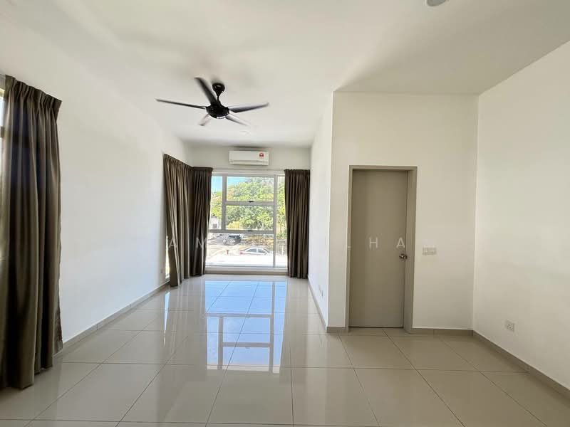 2-storey Terraced House for Sale in Shah Alam (Selangor) - Syamsul Ilham - Living Room - PropertyGuru.com.my