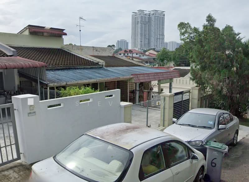 1-storey Terraced House for Sale in Taman Pelangi (Johor Bahru) - Steve Tey - Exterior - PropertyGuru.com.my