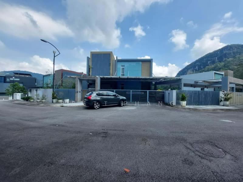 Bungalow for Sale in Gombak (Selangor) - Brett Phang - Exterior - PropertyGuru.com.my