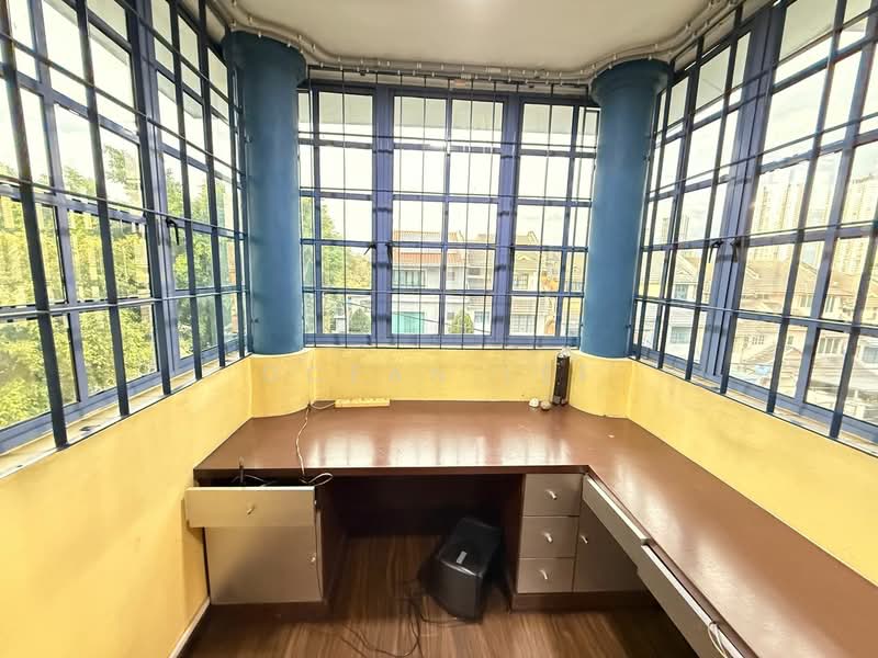 Rumah Teres 2.5 Tingkat untuk Dijual di Bandar Sri Damansara (Selangor) - Ocean Lee - Study - PropertyGuru.com.my