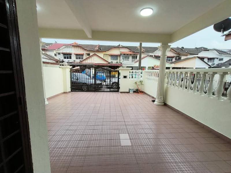 Rumah Teres untuk Dijual di Bandar Kinrara Seksyen 5 (Bandar Kinrara) - Aaron Wong - Exterior - PropertyGuru.com.my