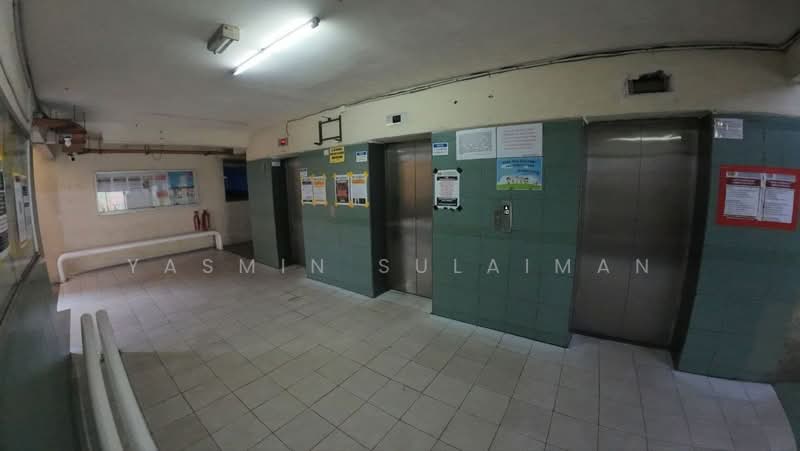 Kondominium untuk Dijual di Laksamana Puri - Yasmin Sulaiman - Corridor - PropertyGuru.com.my