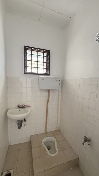 Terraced House for Sale in Rawang (Selangor) - Azmi . - Bathroom - PropertyGuru.com.my