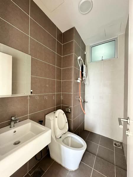 Service Residence for Sale at Sky Habitat - Agnes Chin - Bathroom - PropertyGuru.com.my