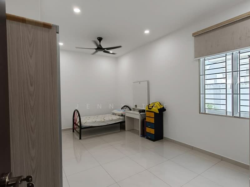Rumah Berkembar untuk Dijual di Pontian (Johor) - Jenny Tee - Bedroom - PropertyGuru.com.my