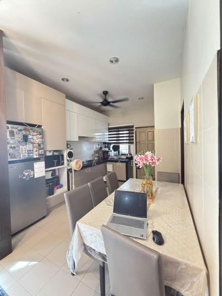 Rumah Teres 1 Tingkat untuk Dijual di Elmina West (Sungai Buloh) - Tina Abas - Kitchen - PropertyGuru.com.my
