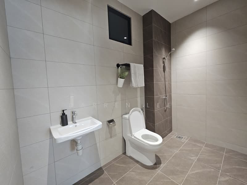 Condominium for Sale at Verte Medini Residence - Darren Lee - Bathroom - PropertyGuru.com.my