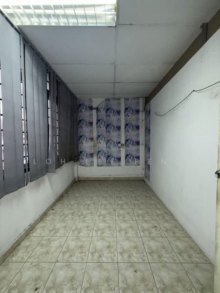 Kedai / Pejabat untuk Disewa di Taman Rinting (Masai) - Loh Lee Peng - PropertyGuru.com.my