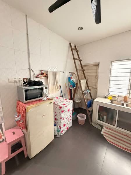 Shop / Office for Rent in Taman Cheras Perdana (Cheras) - Addy Ng - Kitchen - PropertyGuru.com.my