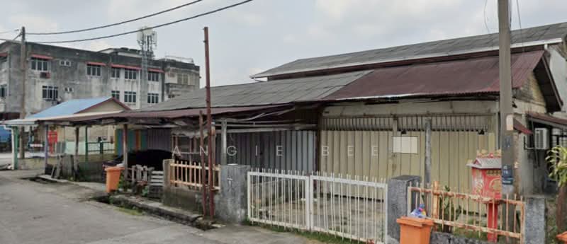Tanah Kediaman untuk Dijual di Kampung Baru Seri Kembangan (Seri Kembangan) - Angie Bee - Exterior - PropertyGuru.com.my