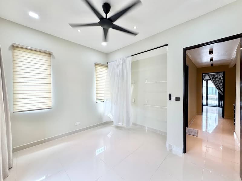 Rumah Teres 2.5 Tingkat untuk Dijual di Seksyen 16 (Shah Alam) - Afif Azizan - PropertyGuru.com.my