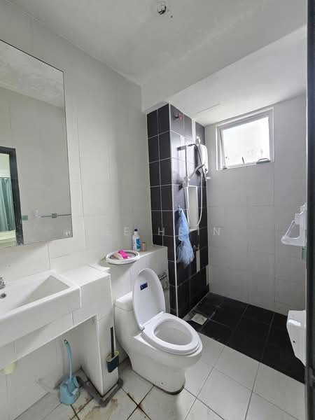 Service Residence for Sale at D'Ambience Residences (Pangsapuri Ikatan Flora) - Yee Hsin - PropertyGuru.com.my