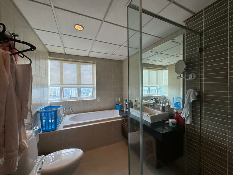Condominium for Sale at Mont Kiara Meridin - Chris H.H Ng - Bathroom - PropertyGuru.com.my