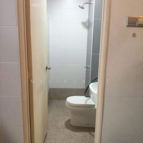 Service Residence for Sale at Twin Danga Residence - Melinda Ee - Bathroom - PropertyGuru.com.my