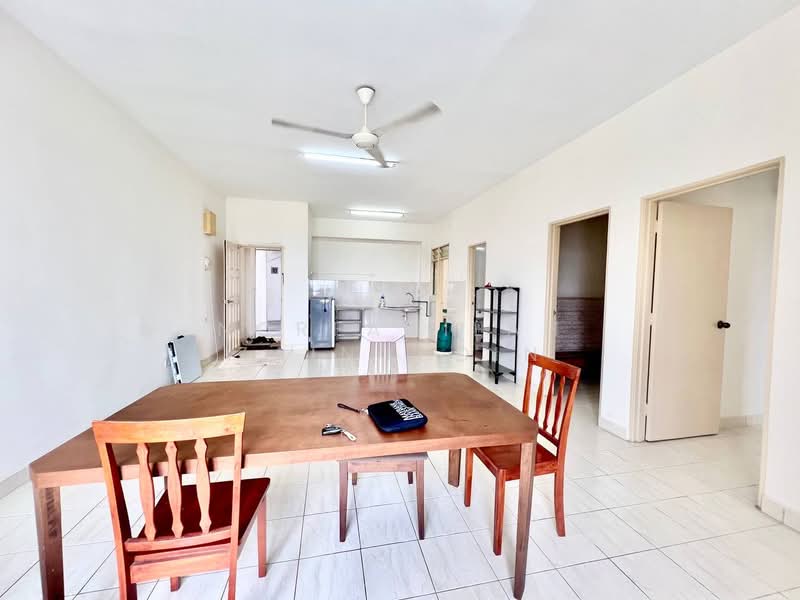Kondominium untuk Dijual di Kondominium Kristal - NORFADILAH ZAINUDDIN - Kitchen - PropertyGuru.com.my