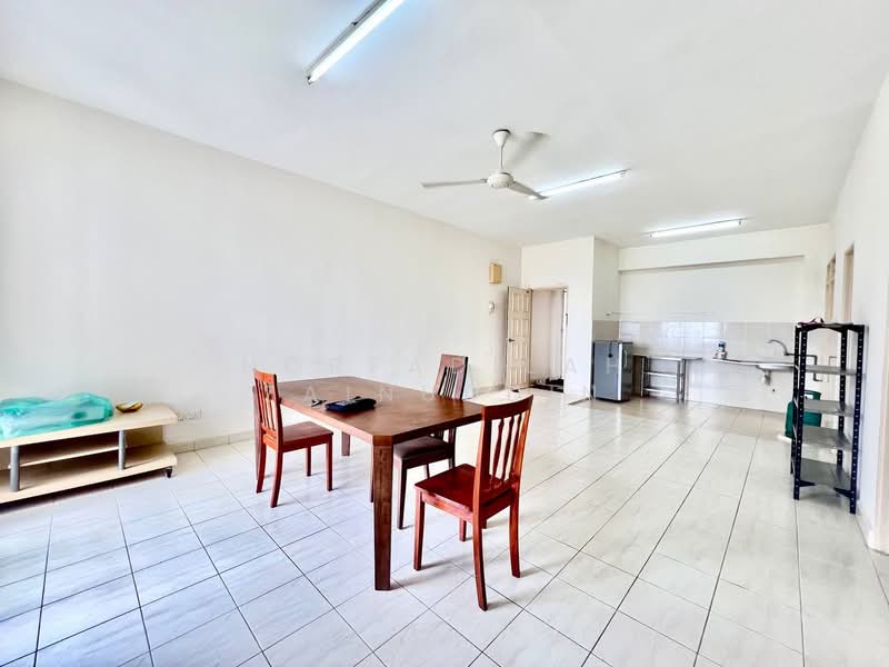 Kondominium untuk Dijual di Kondominium Kristal - NORFADILAH ZAINUDDIN - Kitchen - PropertyGuru.com.my