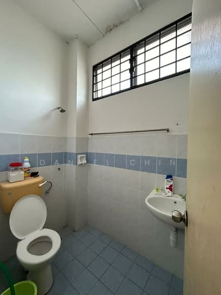 Rumah Teres 2 Tingkat untuk Dijual di Ukay Bistari (Ulu Kelang) - Daniel Chin - Bathroom - PropertyGuru.com.my
