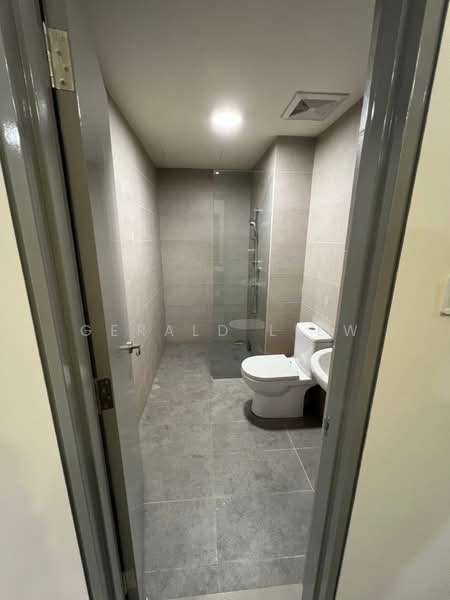 Servis Apartment untuk Disewa di 8th & Stellar - Gerald Liew - Bathroom - PropertyGuru.com.my