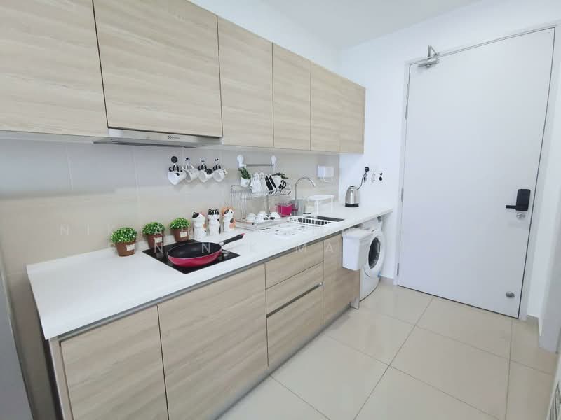 Servis Apartment untuk Disewa di i-Suite @ i-City - Nik Ahmad Muazzam Bin Nik Mazlan - Kitchen - PropertyGuru.com.my