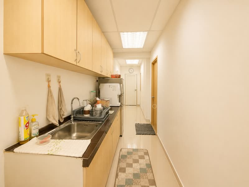 Kedai / Pejabat untuk Disewa di Damansara Perdana (Selangor) - Ray Soo - Corridor - PropertyGuru.com.my
