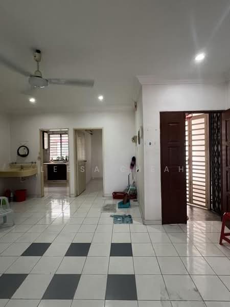 Pangsapuri untuk Dijual di Taman Pandan Indah - Leesa Cheah - Living Room - PropertyGuru.com.my