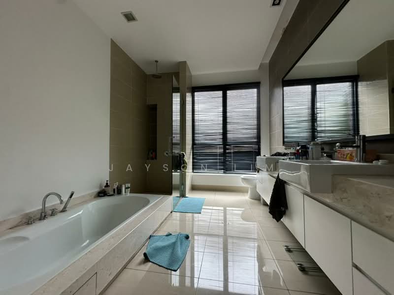 Bungalow House for Sale in Leisure Farm (Gelang Patah) - Jayson Lim - Bathroom - PropertyGuru.com.my