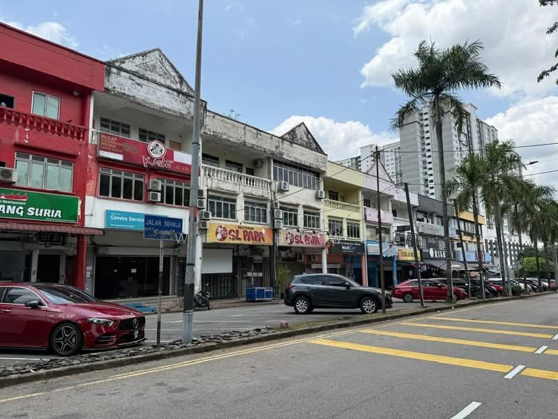Shop for Sale in Taman Suria (Johor Bahru) - Wee Howe - Exterior - PropertyGuru.com.my