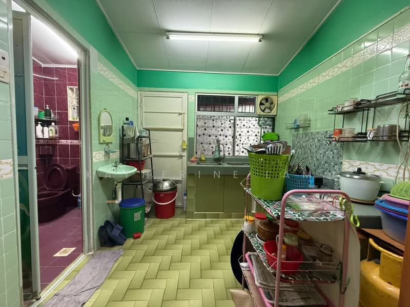 1-storey Terraced House for Sale in Pjs 10 (Sunway) - Katherine Lam - Kitchen - PropertyGuru.com.my