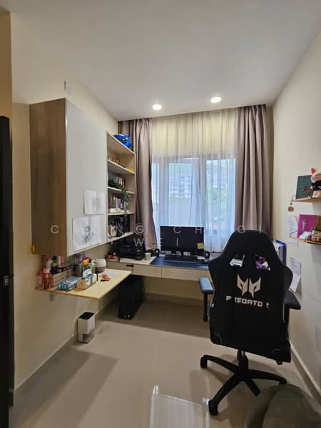 Rumah Teres 1 Tingkat untuk Dijual di Reservoir Garden (Ayer Itam) - Chong Chooi Wei - Study - PropertyGuru.com.my