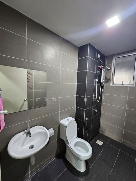 Service Residence for Rent at Maxim Residences - Kah Hing - Bathroom - PropertyGuru.com.my