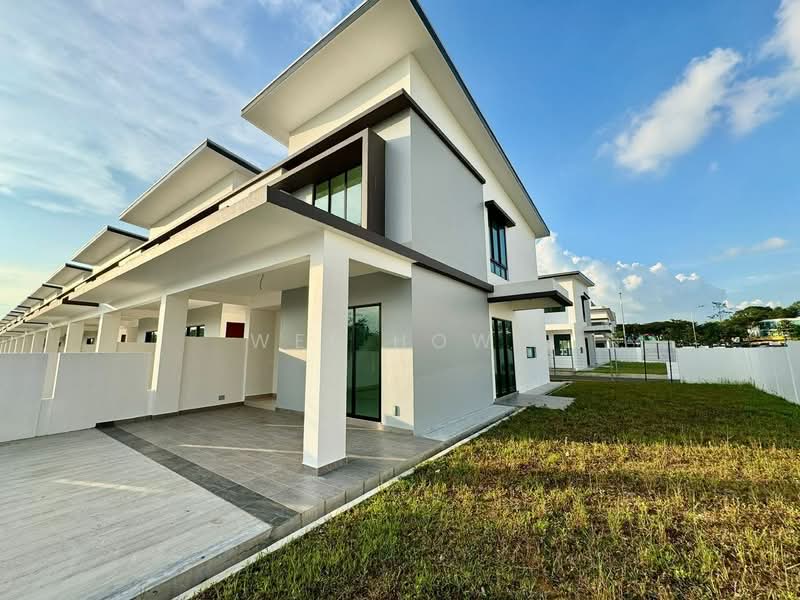 Rumah Teres 2 Tingkat untuk Dijual di Taman Adda Heights (Tebrau) - Wee Howe - Exterior - PropertyGuru.com.my