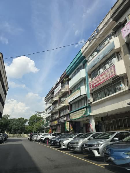 Office for Sale in Taman Petaling Utama (Petaling Jaya) - George Ang - PropertyGuru.com.my