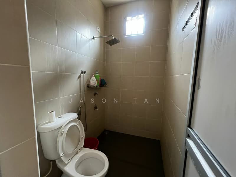 Rumah Teres 2 Tingkat untuk Dijual di Bandar Selesa Jaya (Skudai) - Jason Tan - Bathroom - PropertyGuru.com.my