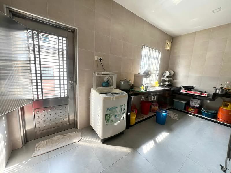 Rumah Teres 2 Tingkat untuk Dijual di Bandar Selesa Jaya (Skudai) - Jason Tan - Kitchen - PropertyGuru.com.my